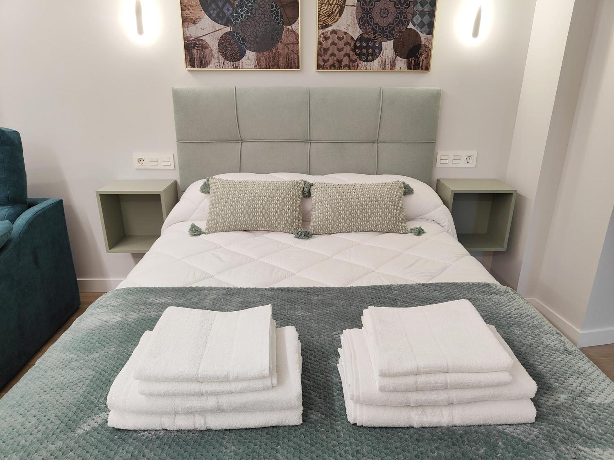 Apartamentos Centro Oviedo Caveda Eksteriør billede