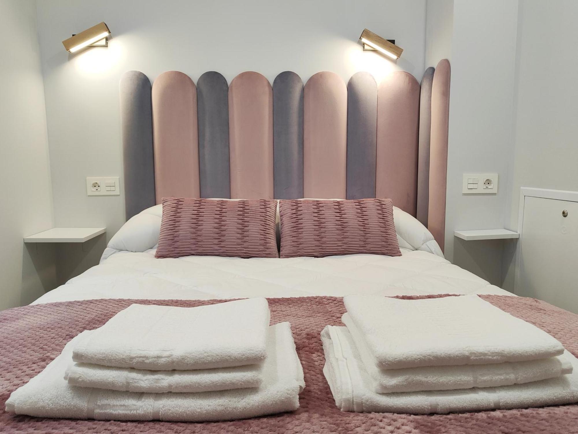 Apartamentos Centro Oviedo Caveda Eksteriør billede